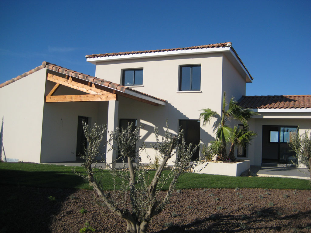 Réalisation de MAISONS CLAUDE RIZZON MEDITERRANEE